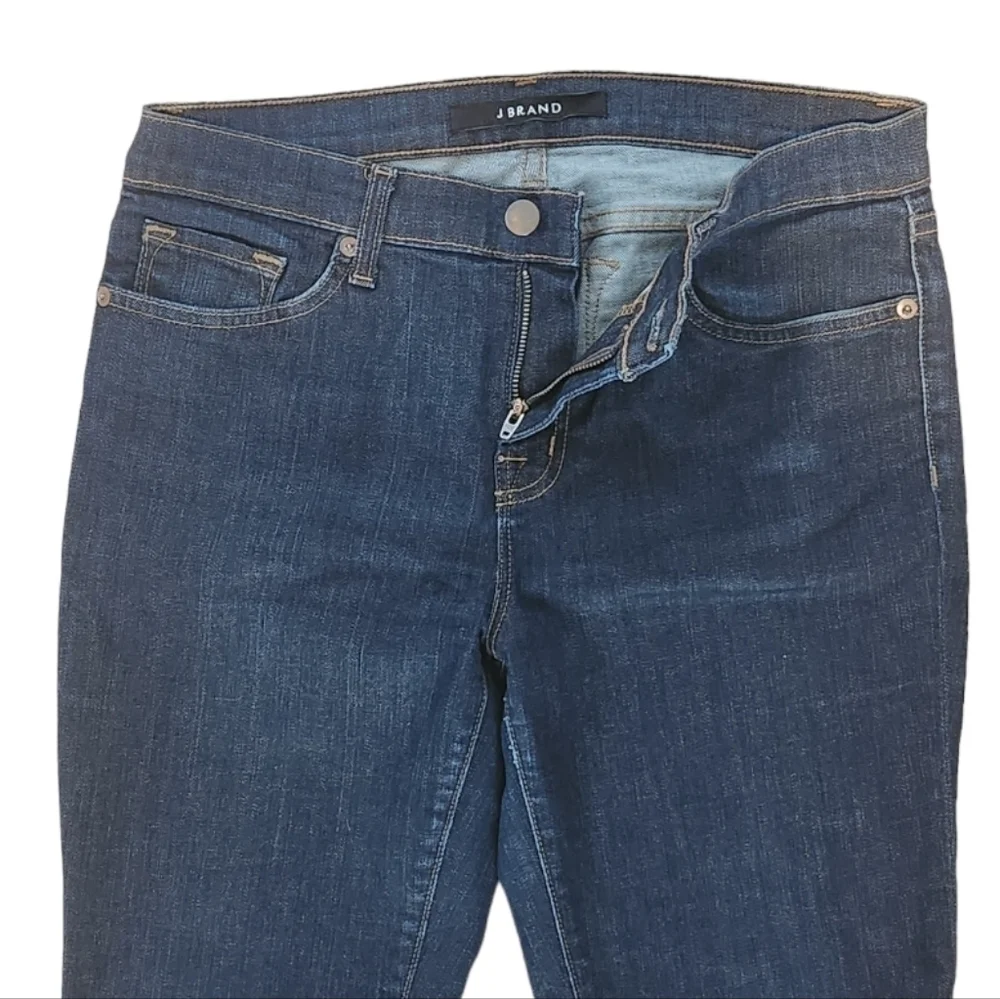 J Brand Women's Dark Wash Skinny Leg Denim Blue Jeans, size 30 / 10